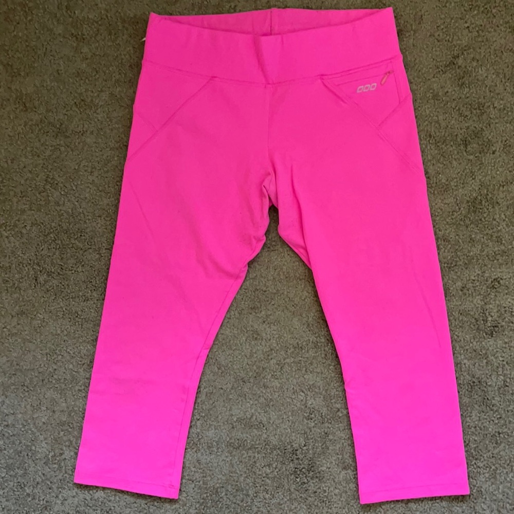 Lorna Jane hot pink 7/8 tights